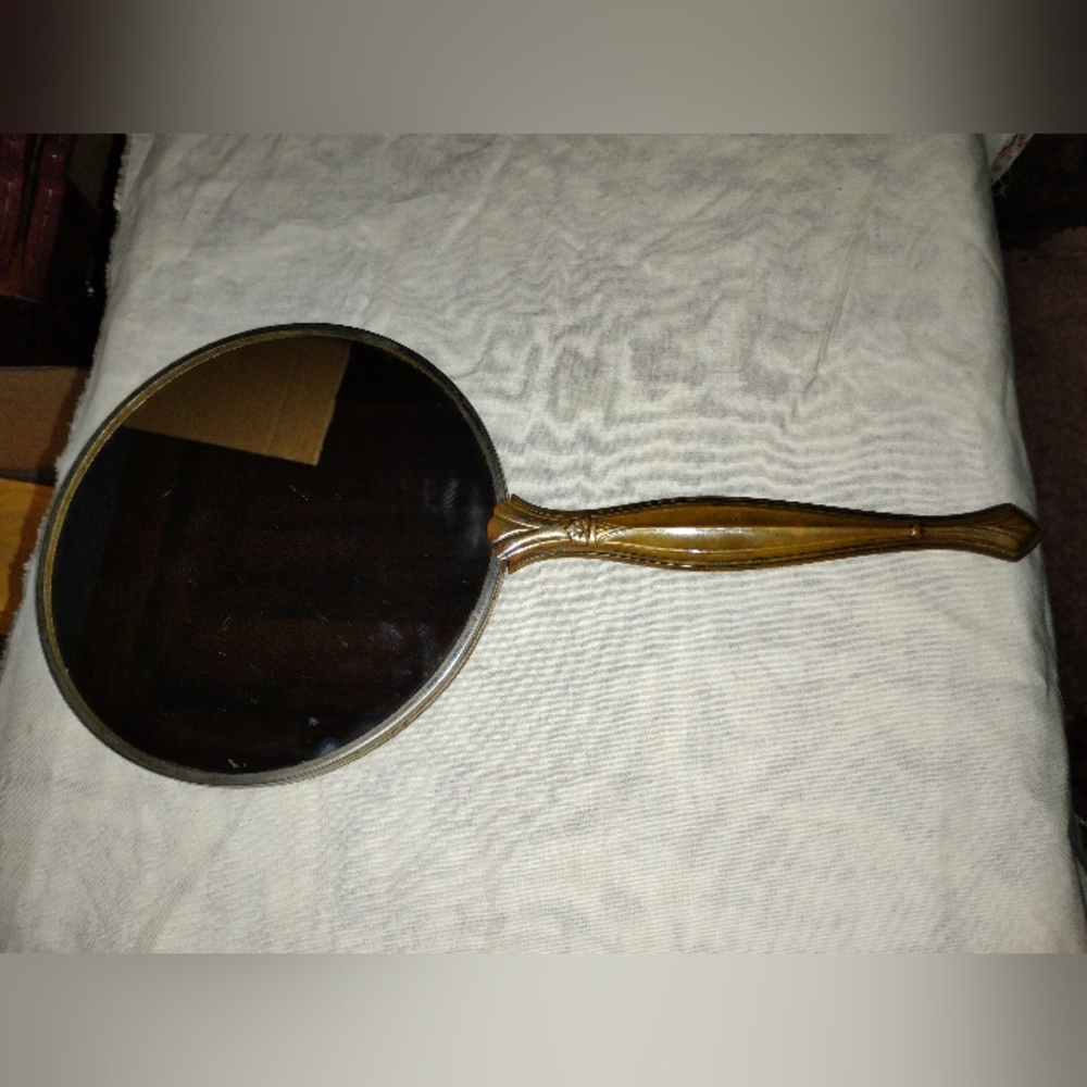 Vintage Hand Held Mirror Beautiful Golden Brassy Color Estate Sale Find - Picture 2 of 15